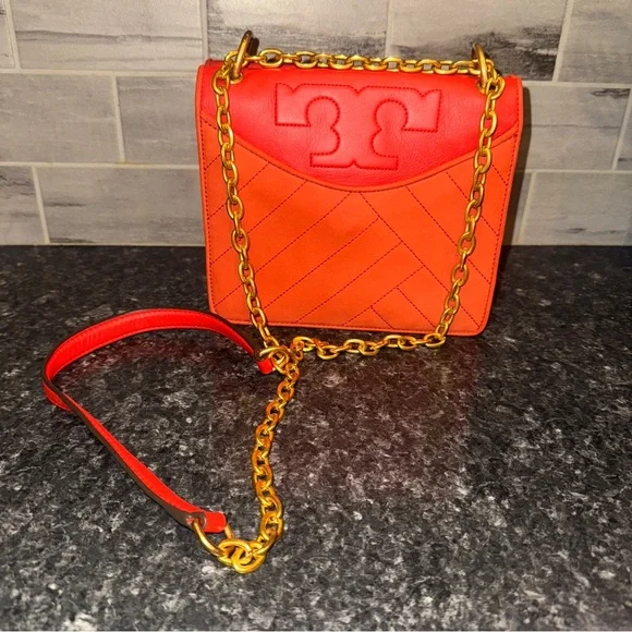 TORY BURCH ALEXA CONVERTIBLE SHOULDER BAG IN SAMBA.. Retail $475 - Picture 4 of 15